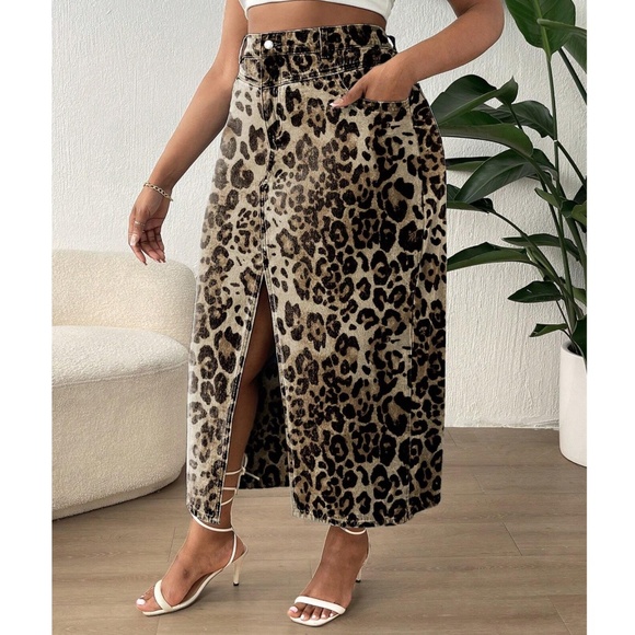 Plus Leopard Print High Waisted Button Split Hem Stretchy Waist Midi Skirt - Picture 5 of 5